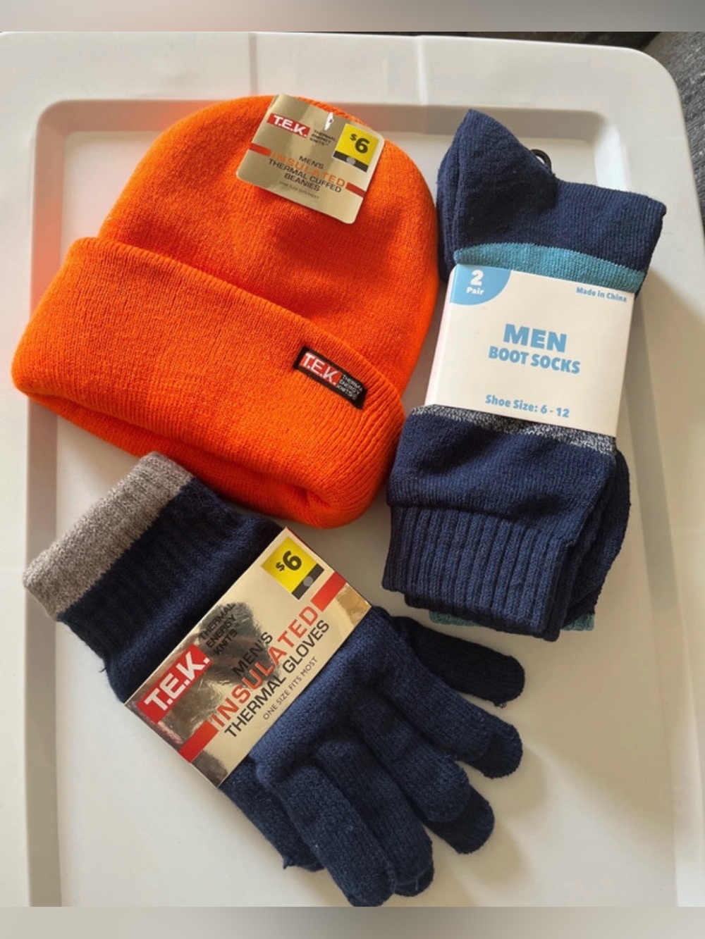 tek gear Orange Cuffed Beanie with Navy Gloves & Socks